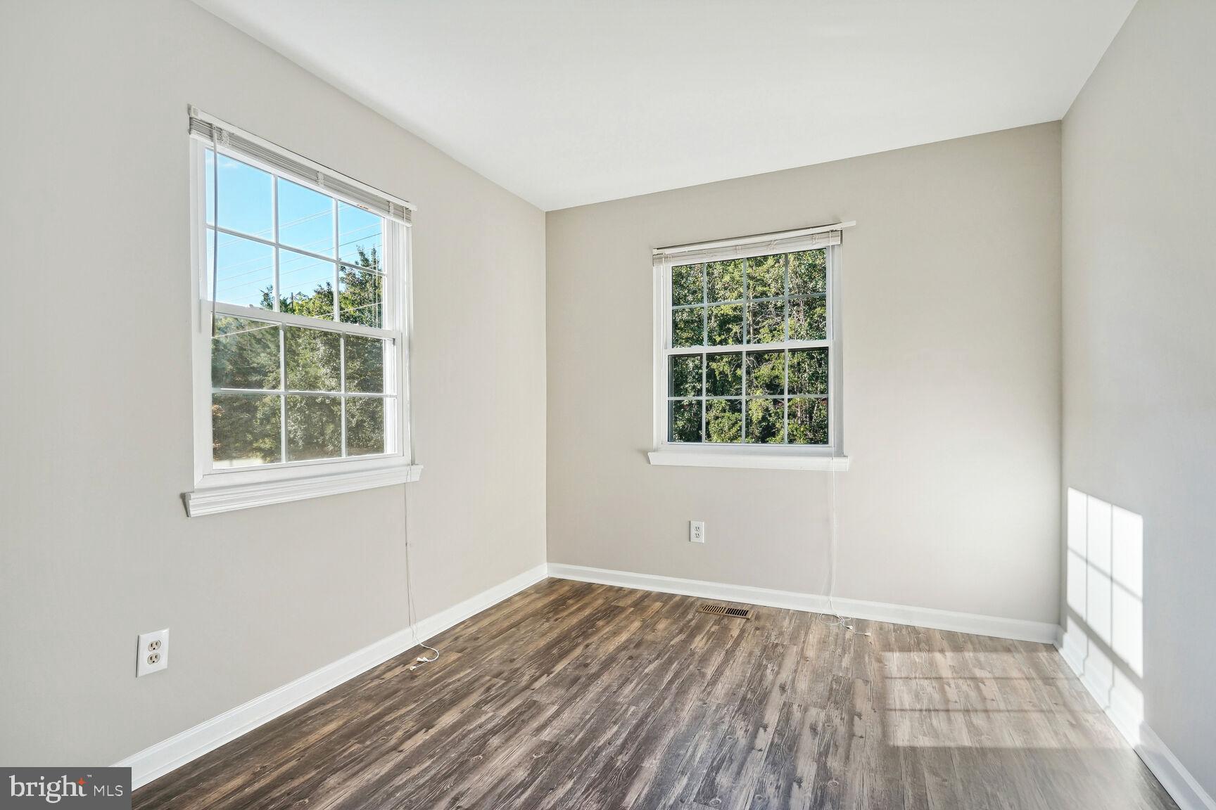 STOCKBRIDGE CONDO - Residential