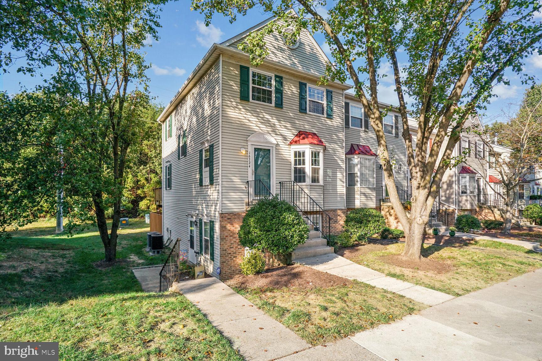 STOCKBRIDGE CONDO - Residential