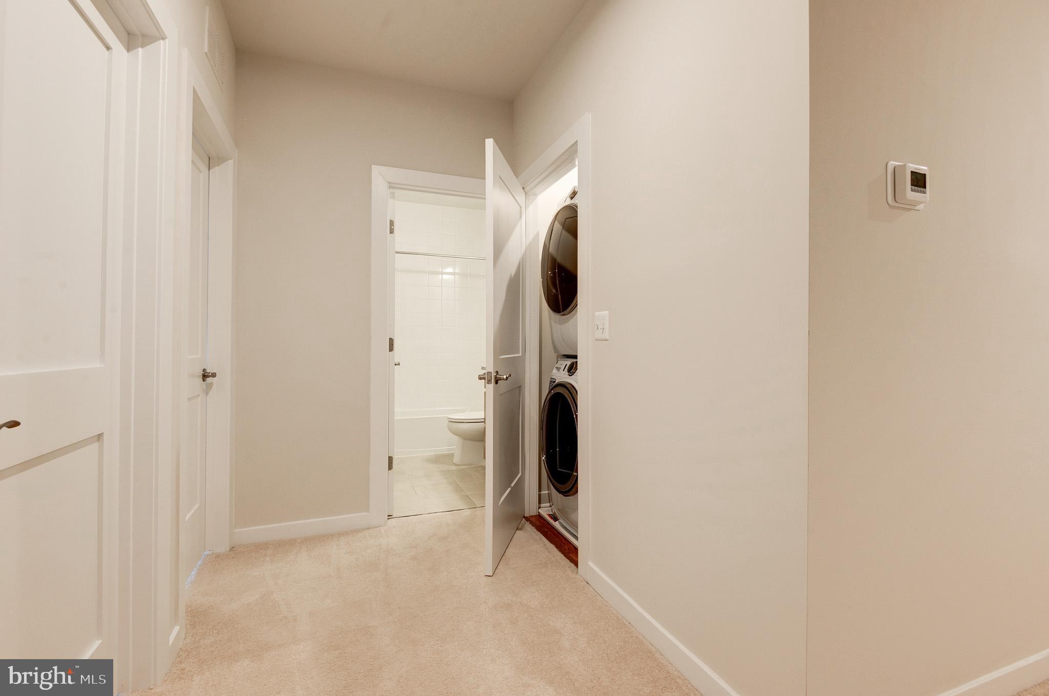 ASHBURN STATION - Residential Lease