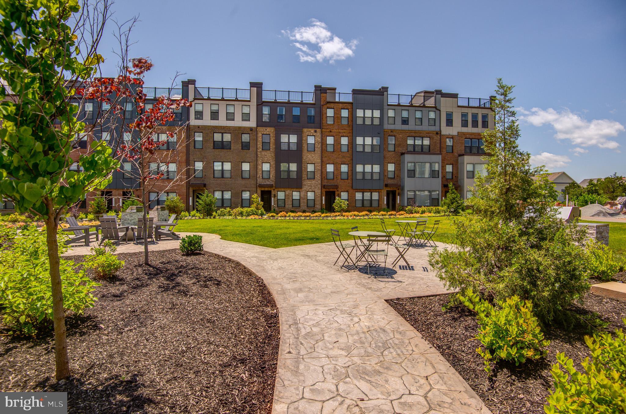 ASHBURN STATION - Residential Lease