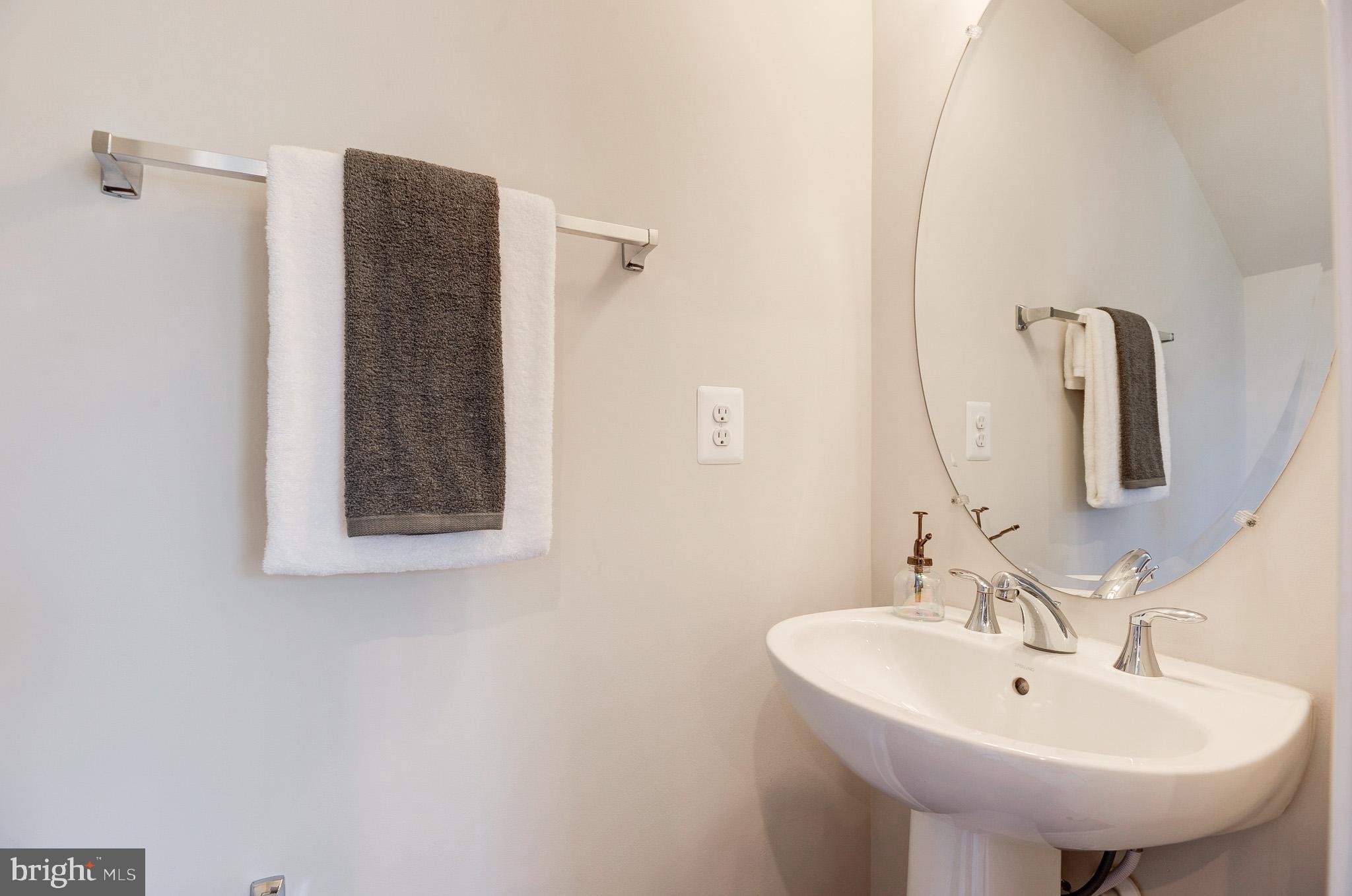 ASHBURN STATION - Residential Lease