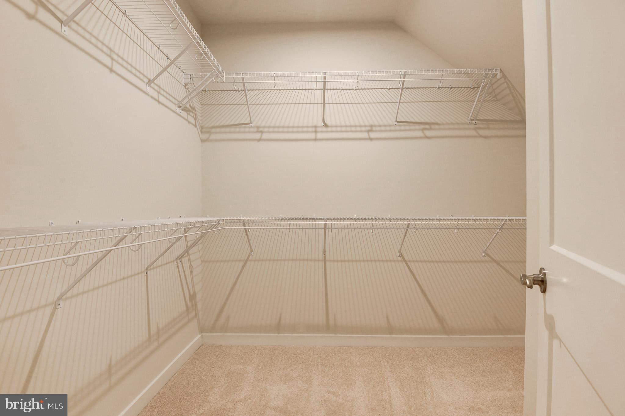 ASHBURN STATION - Residential Lease