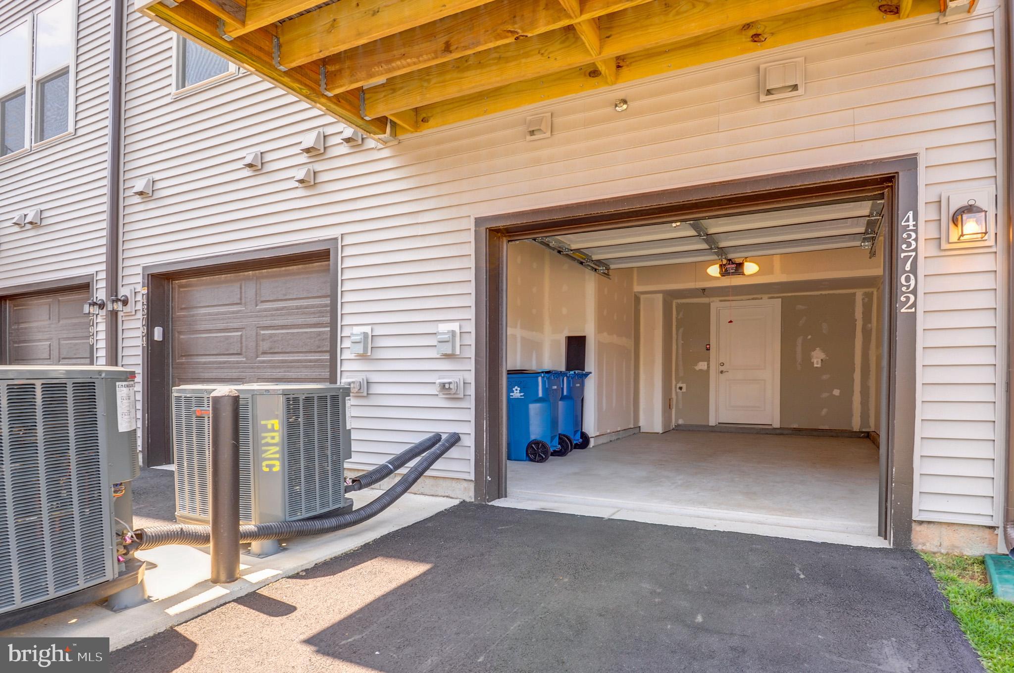 ASHBURN STATION - Residential Lease