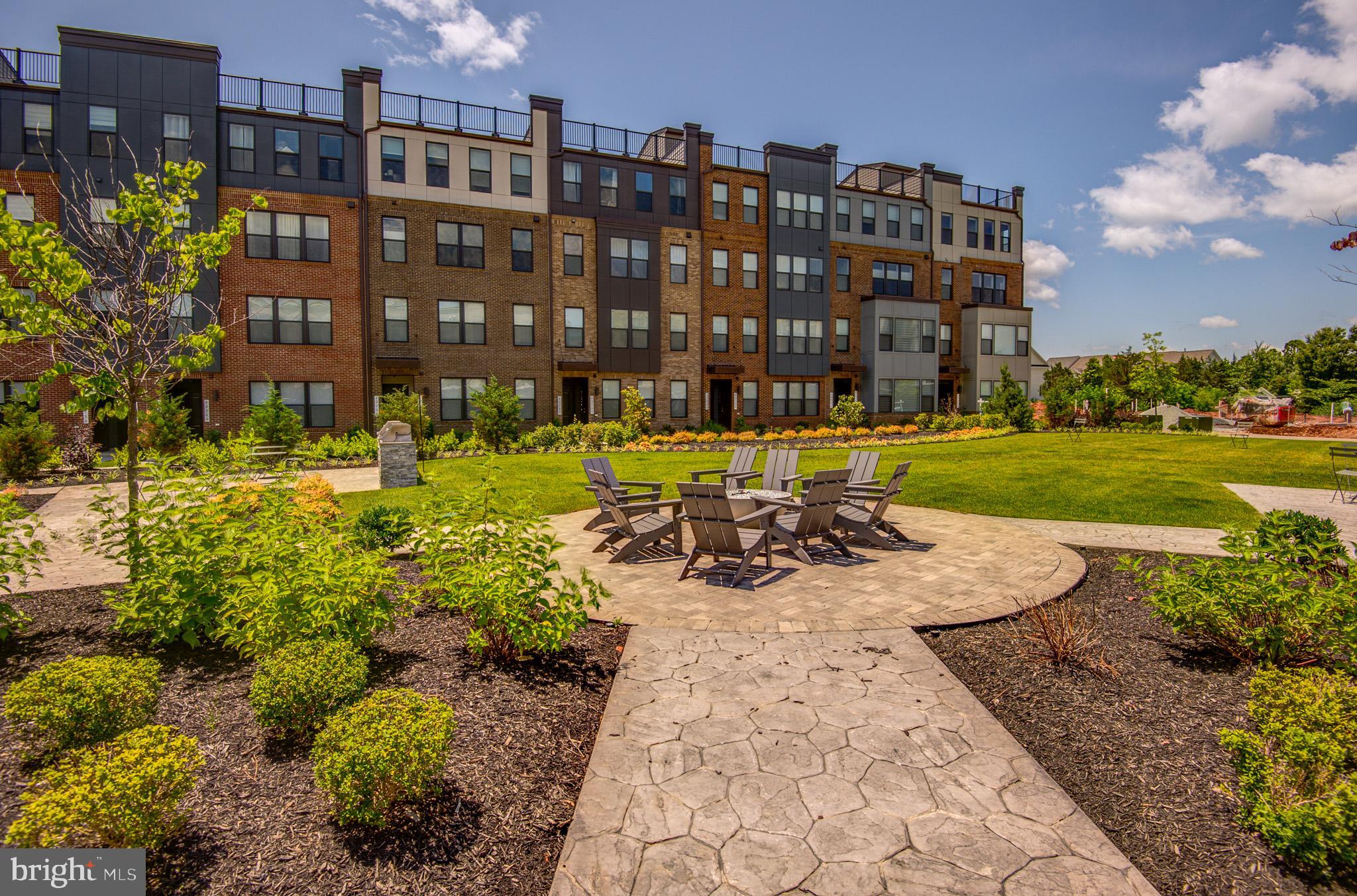 ASHBURN STATION - Residential Lease