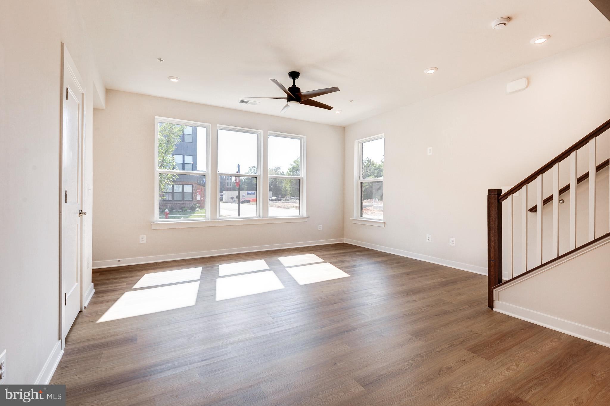 ASHBURN STATION - Residential Lease