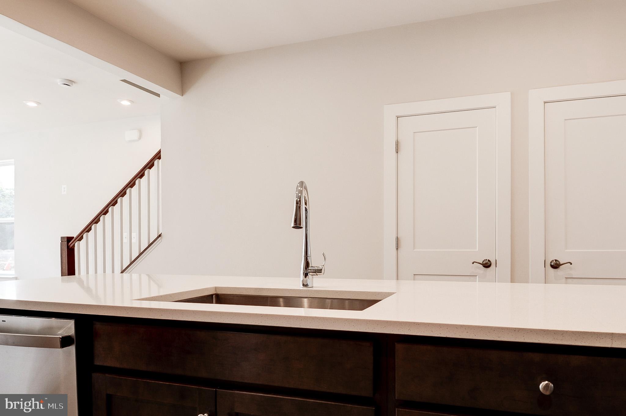 ASHBURN STATION - Residential Lease