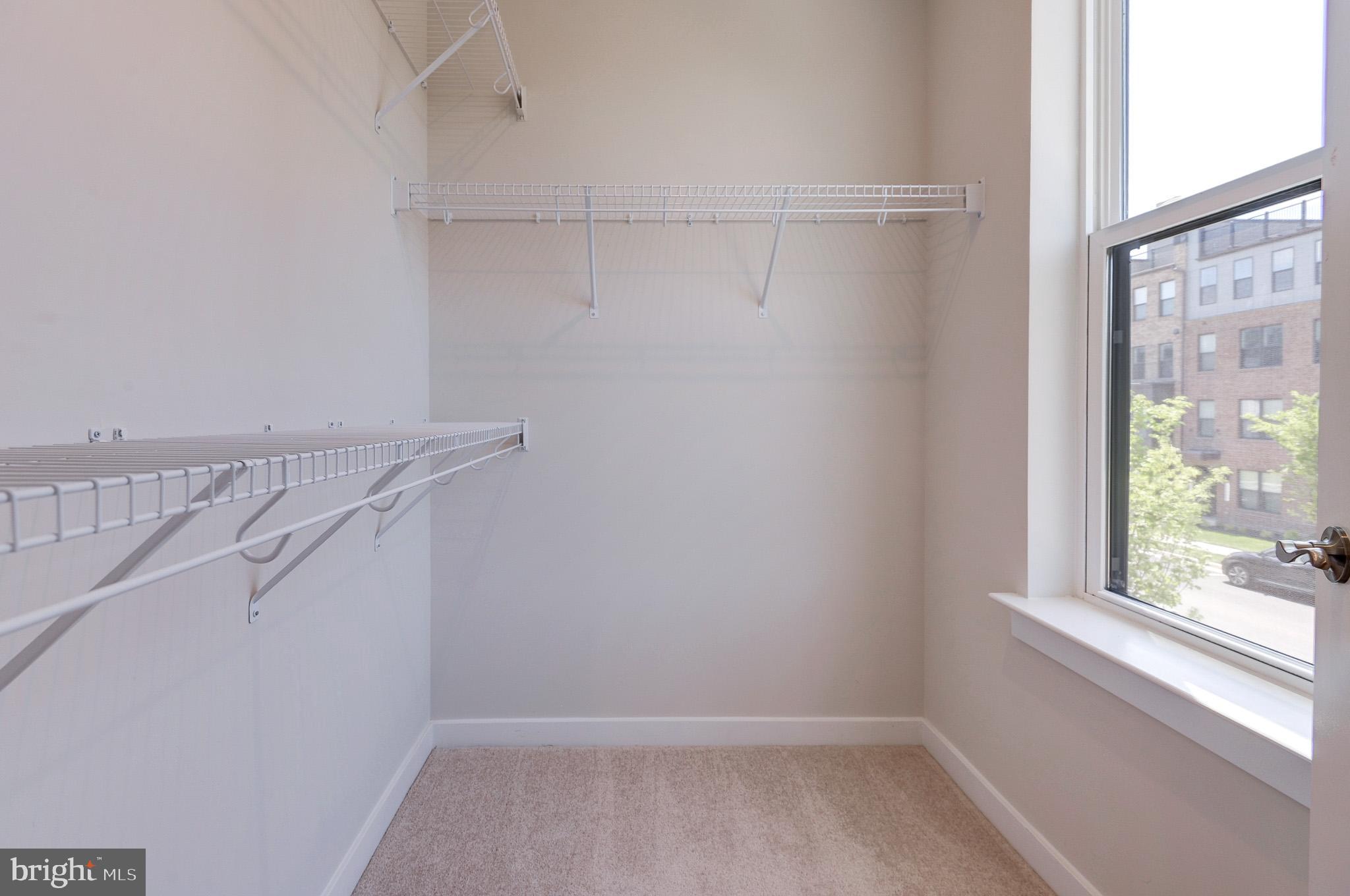 ASHBURN STATION - Residential Lease