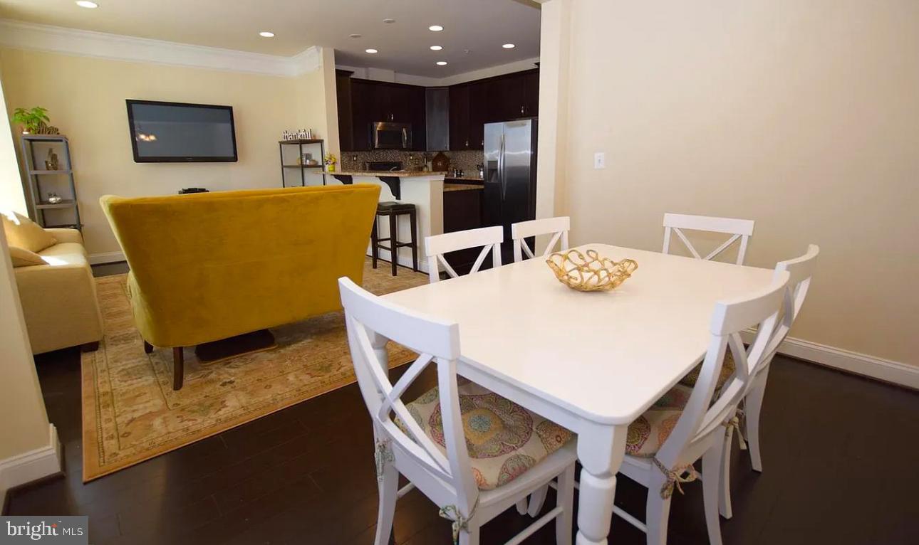 MAPLE LAWN FARMS - Residential