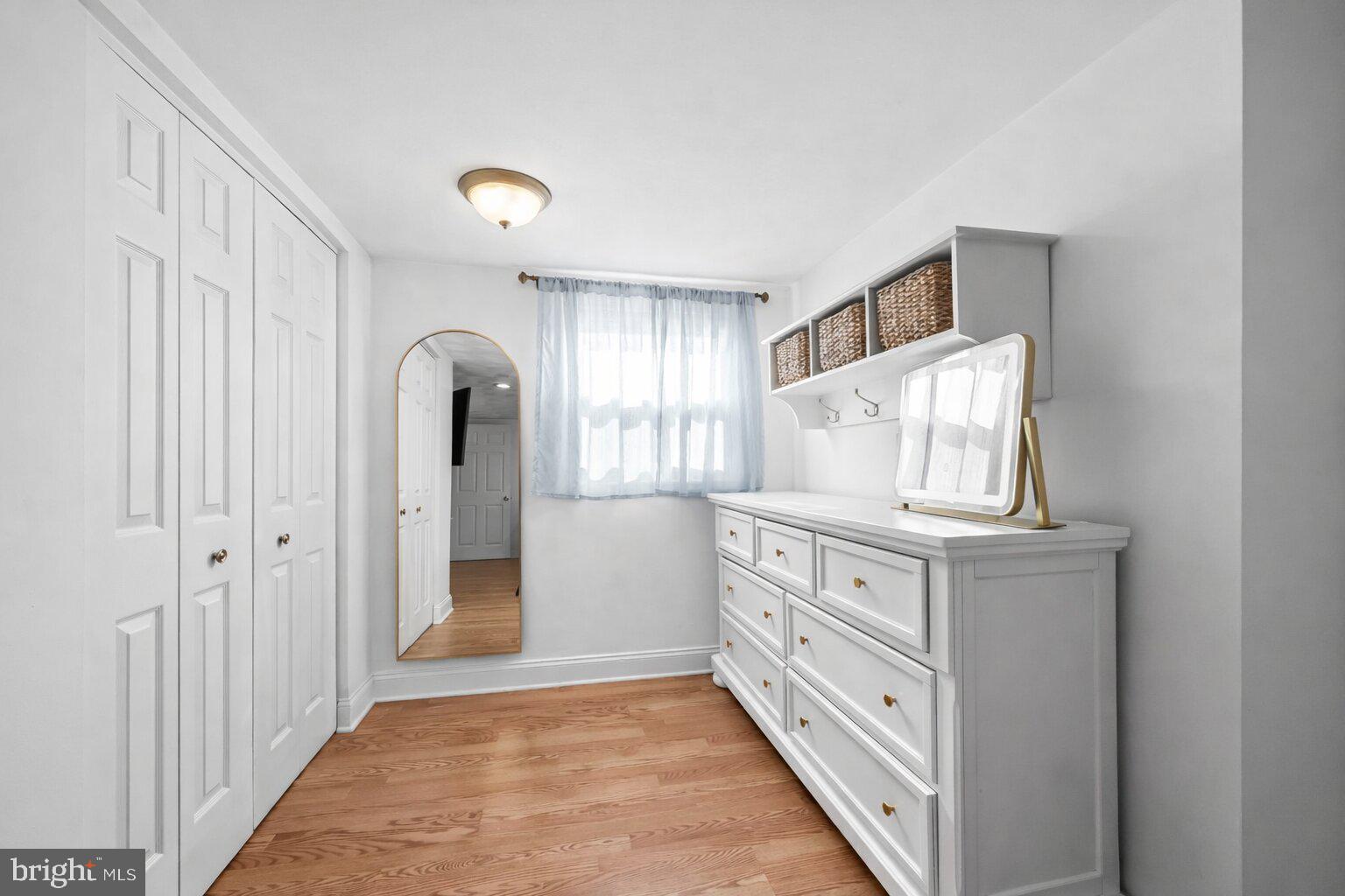 EDGEMERE - Residential