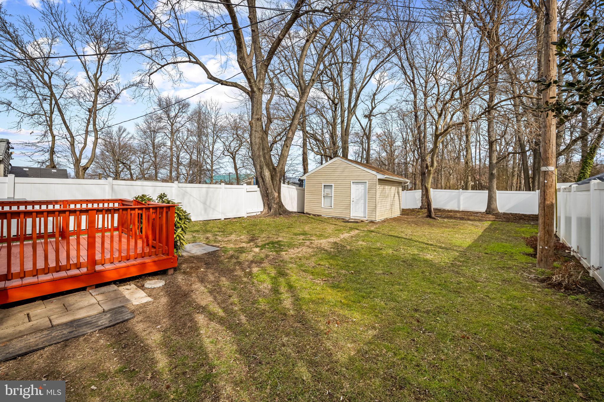 EDGEMERE - Residential