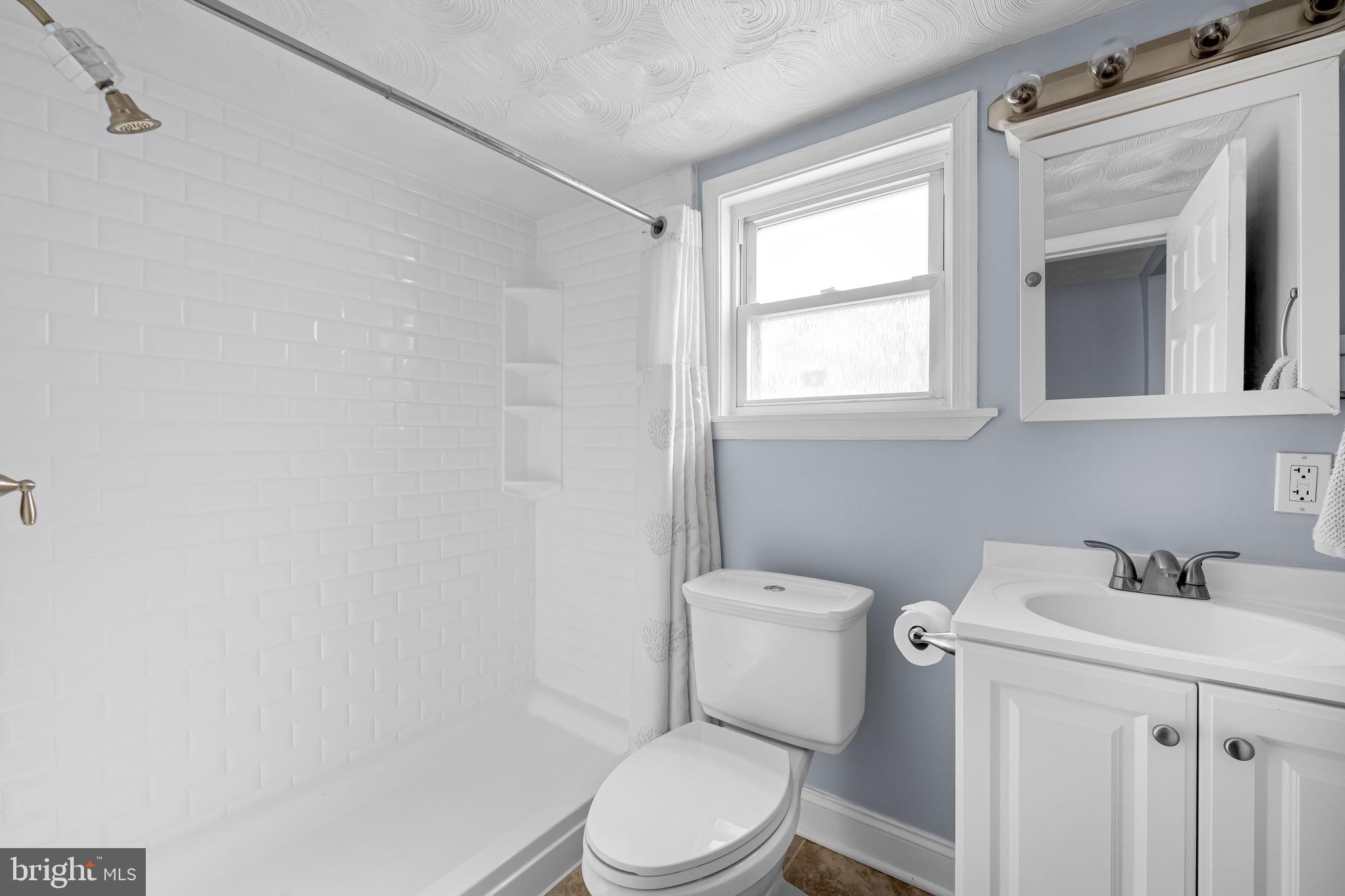 EDGEMERE - Residential