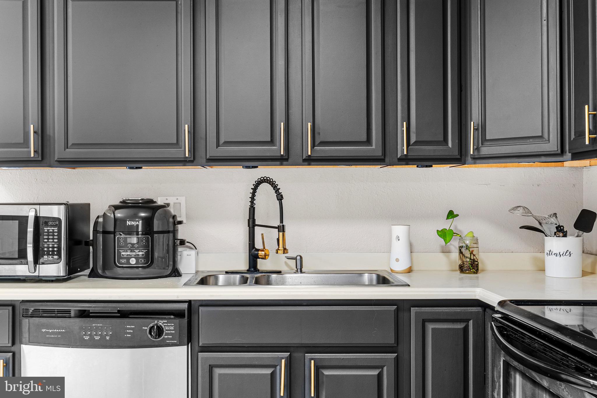 PINEWOOD - Residential