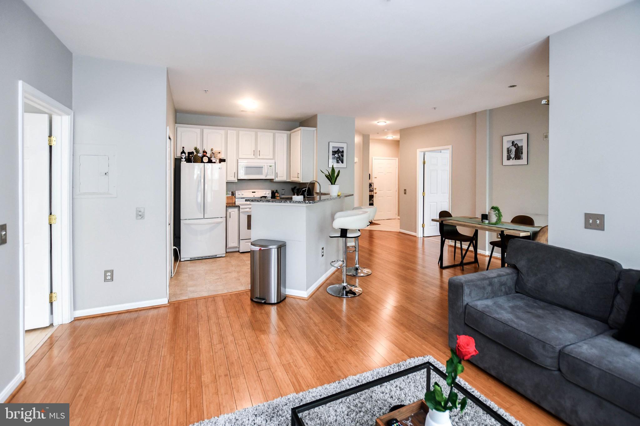 BOWIE TOWERS - Residential