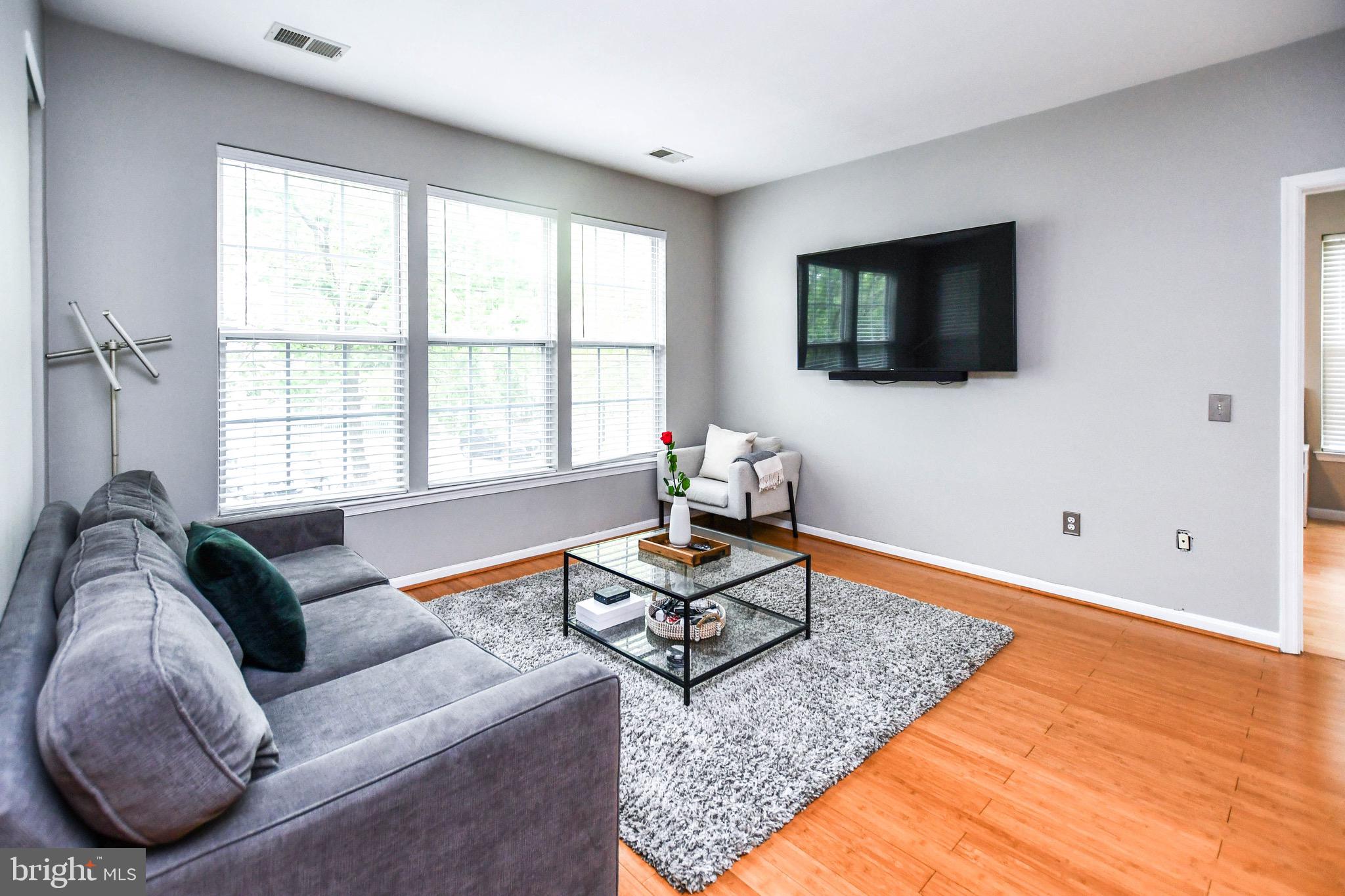 BOWIE TOWERS - Residential