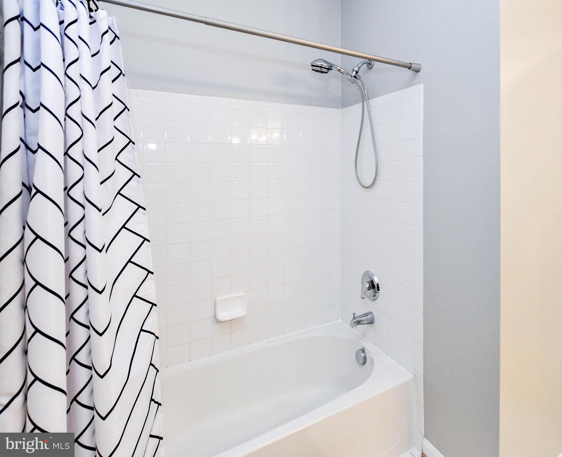 BOWIE TOWERS - Residential