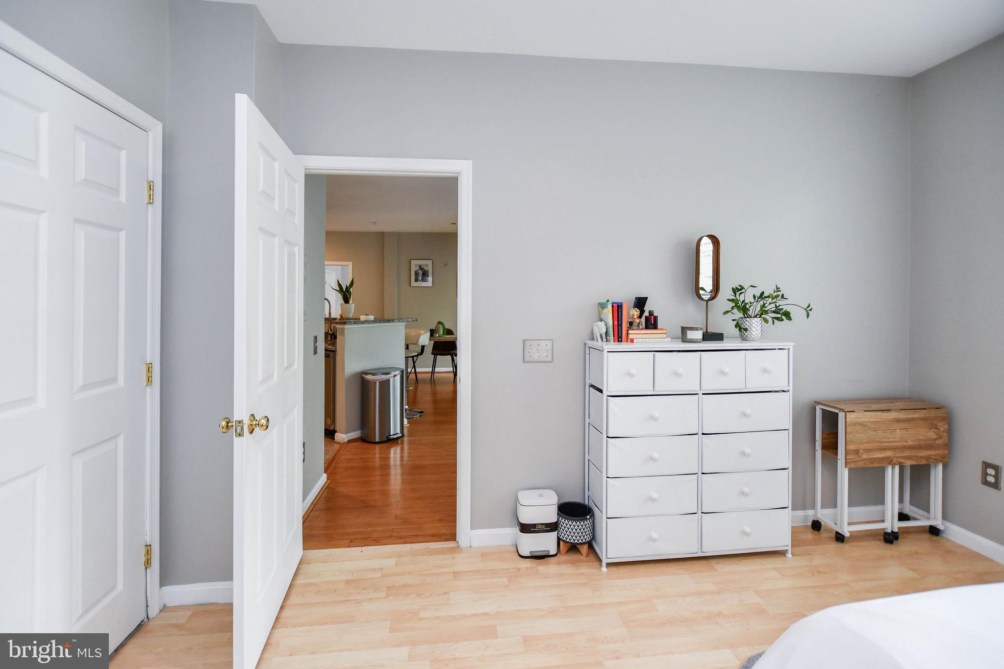 BOWIE TOWERS - Residential