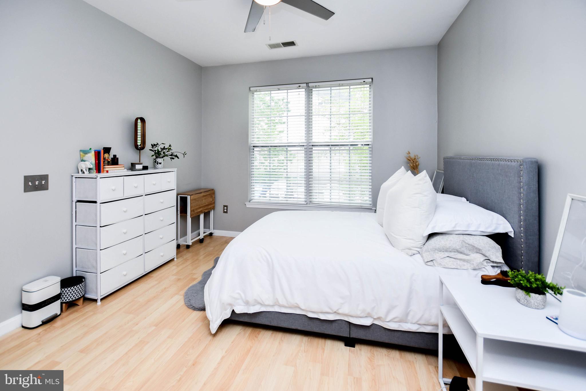 BOWIE TOWERS - Residential