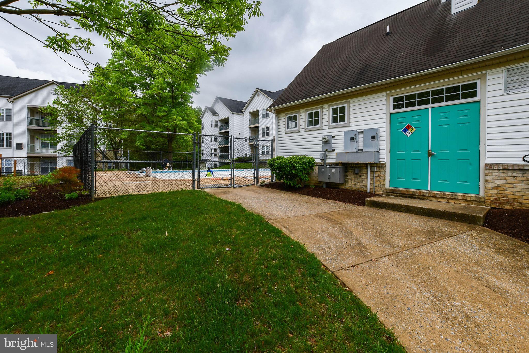 BOWIE TOWERS - Residential