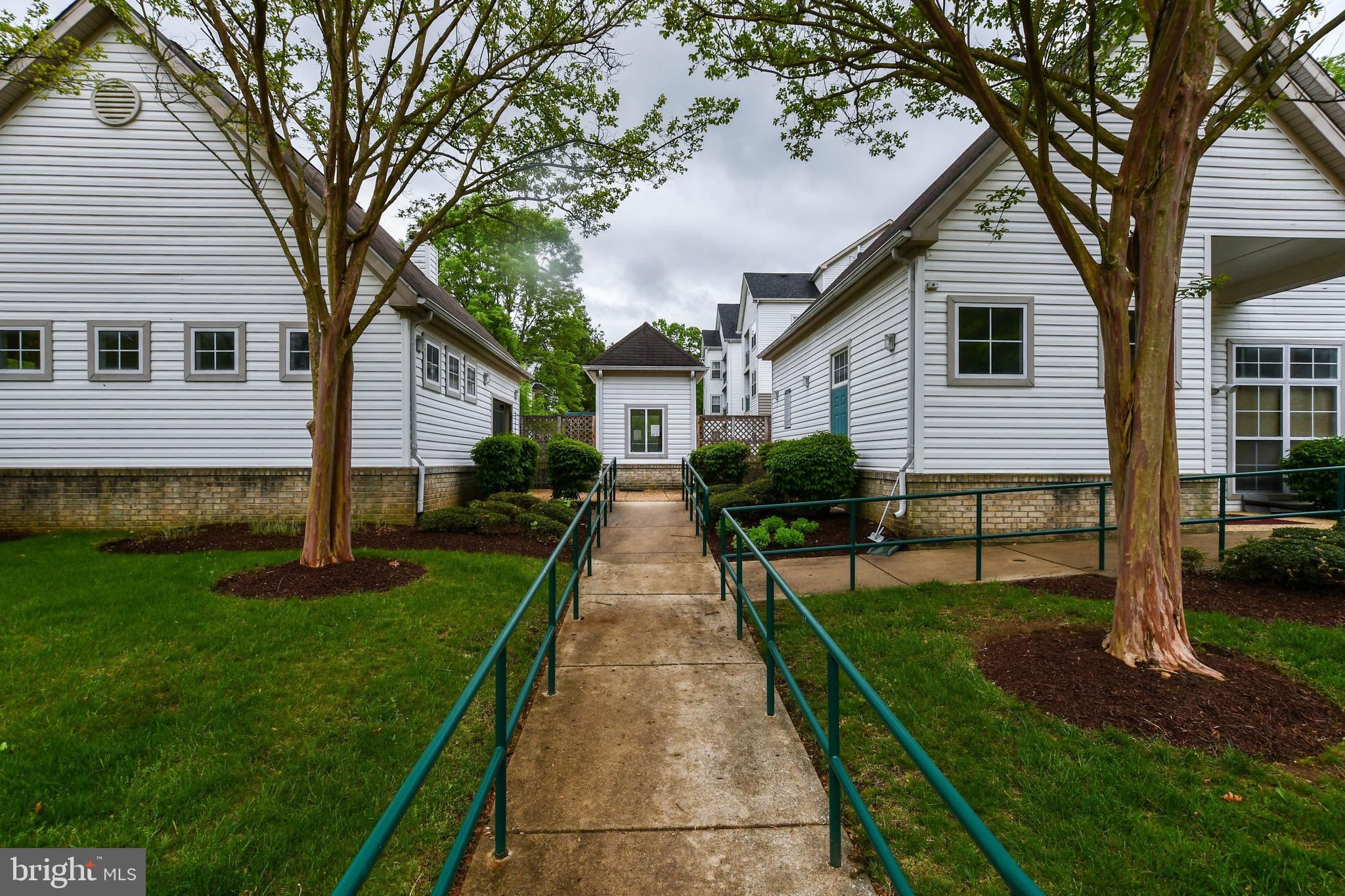 BOWIE TOWERS - Residential