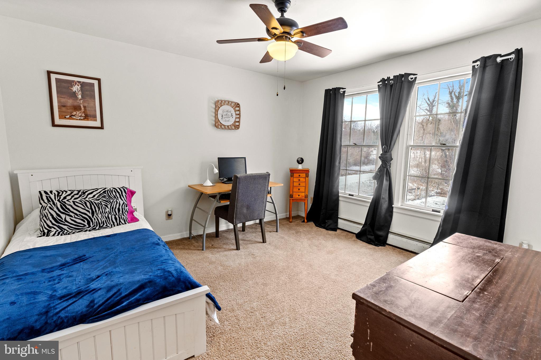 PERRYVILLE - Residential