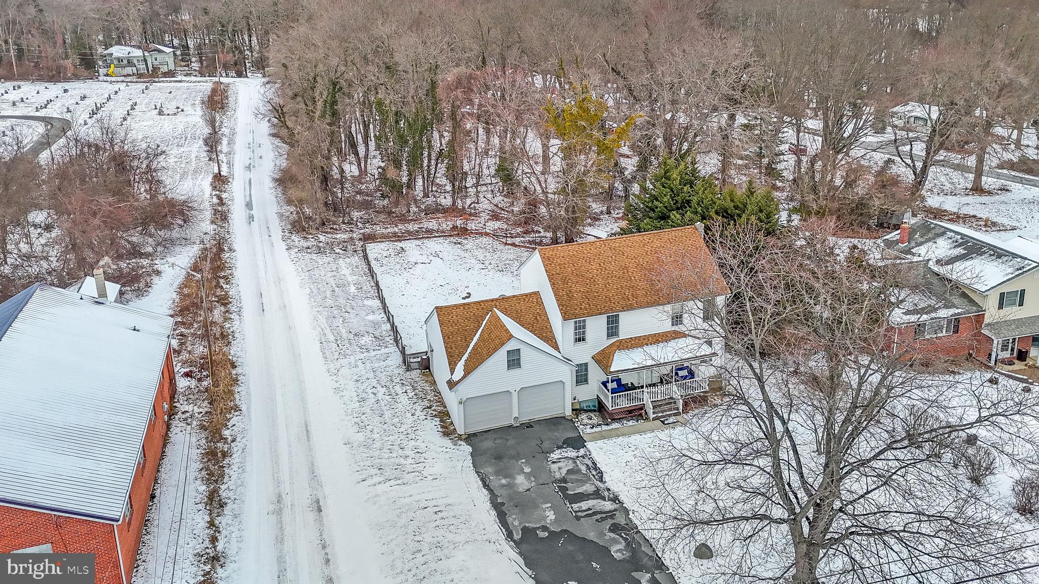 PERRYVILLE - Residential