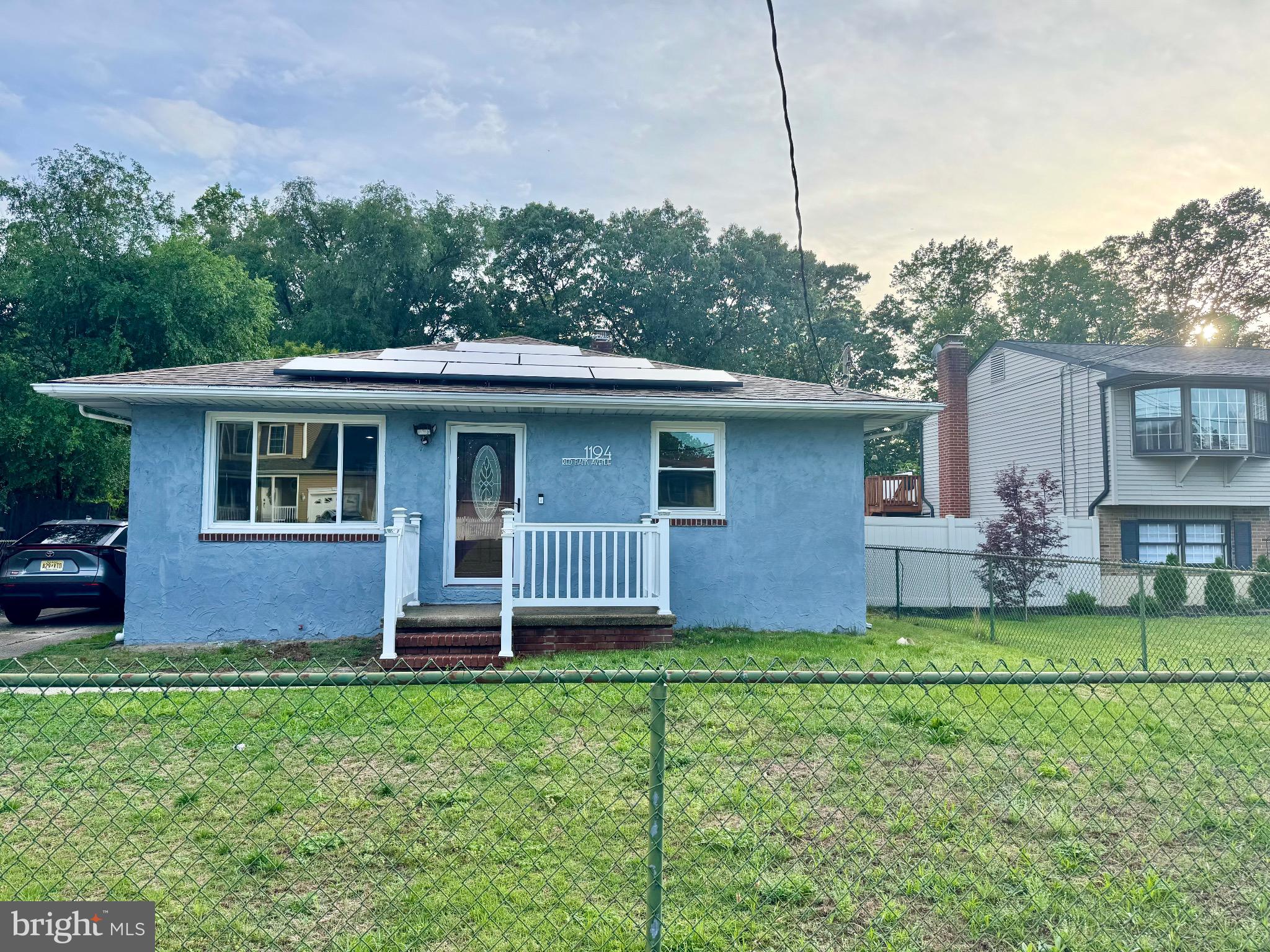 1194 RED BANK AVE