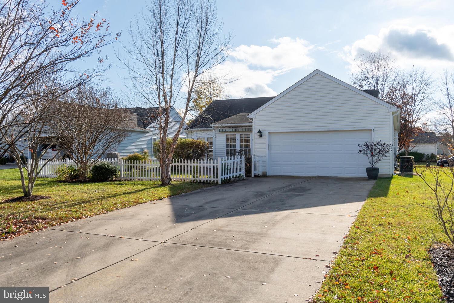 EASTON CLUB EAST - Residential