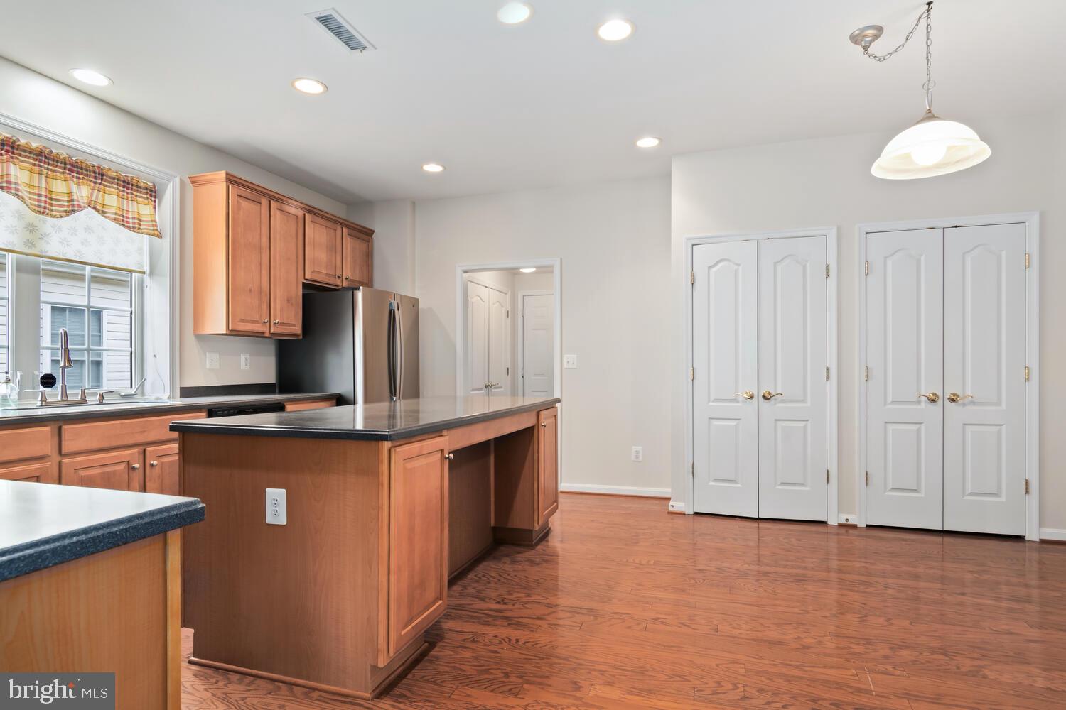 EASTON CLUB EAST - Residential