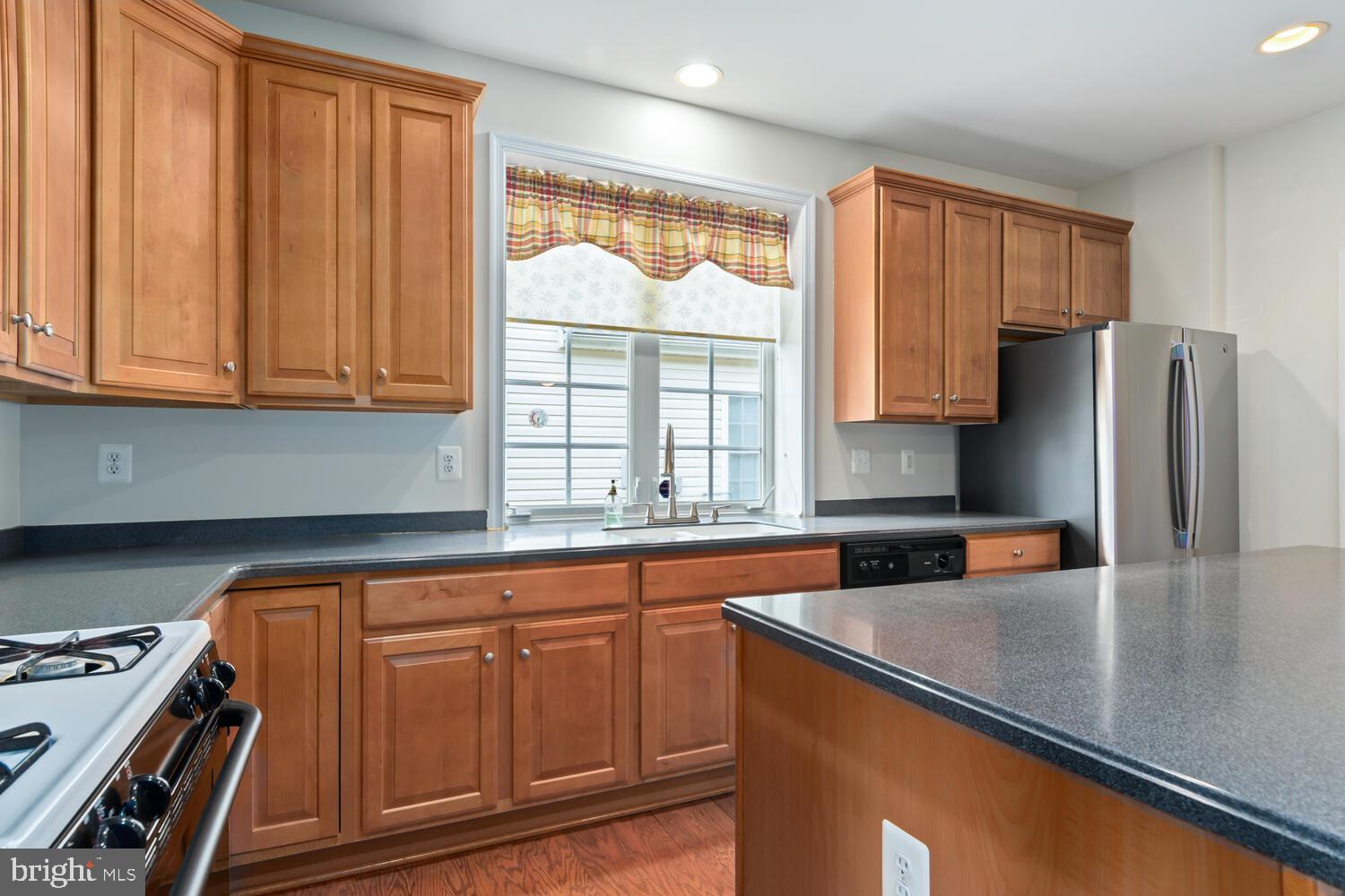 EASTON CLUB EAST - Residential