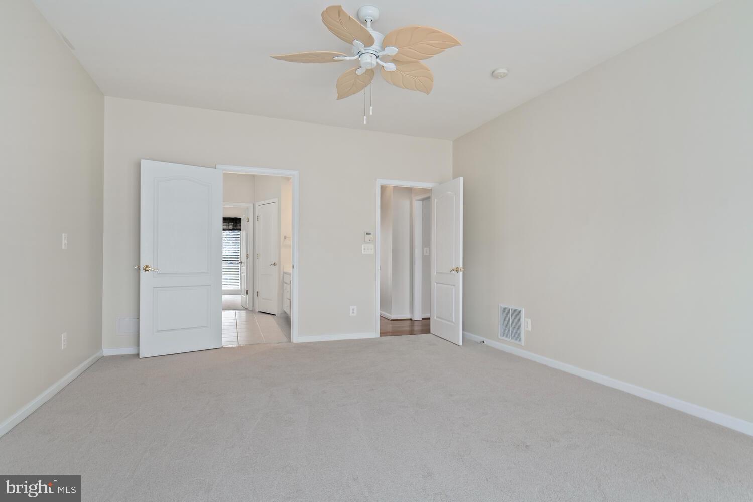 EASTON CLUB EAST - Residential