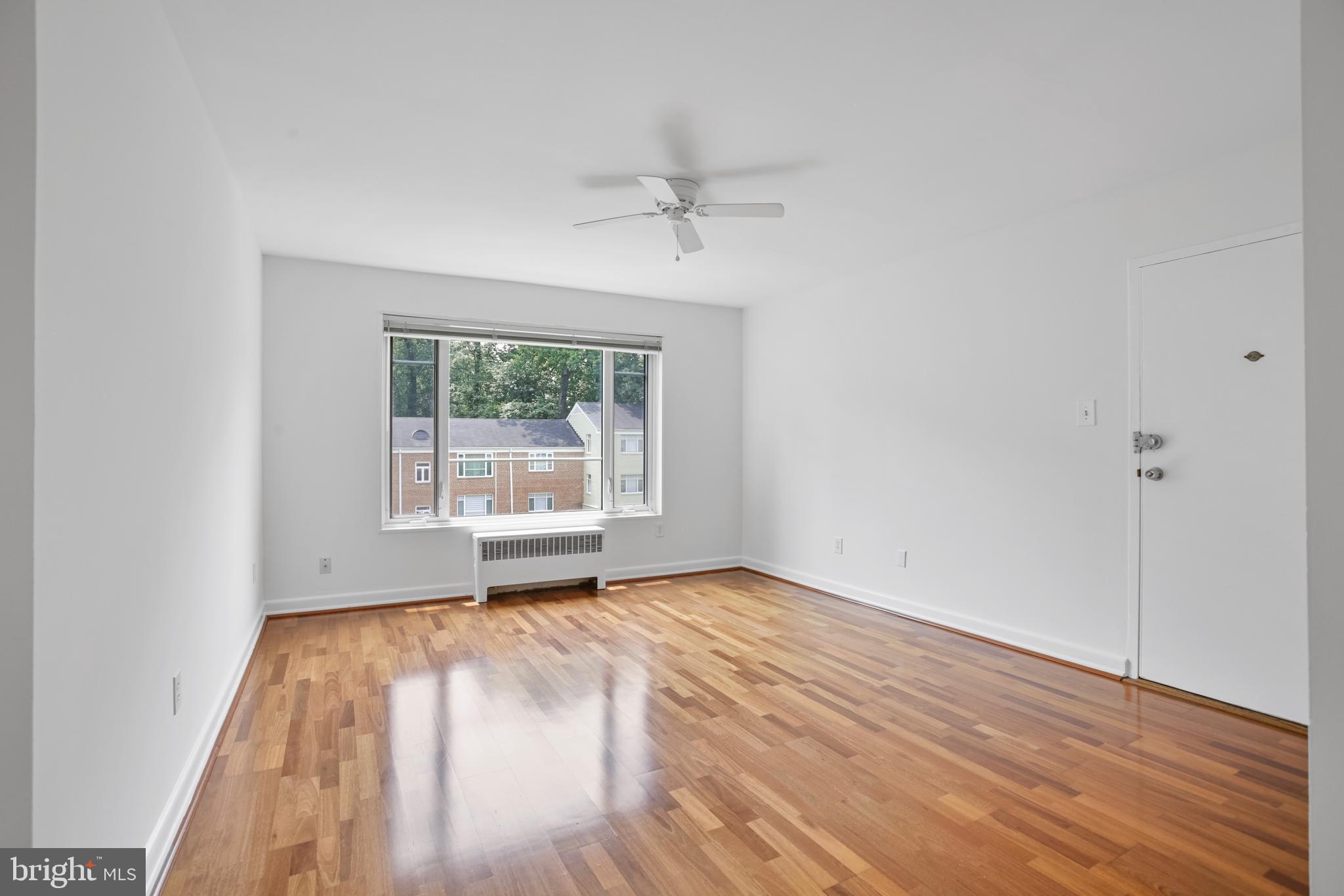 10411 MONTROSE AVENUE 10411