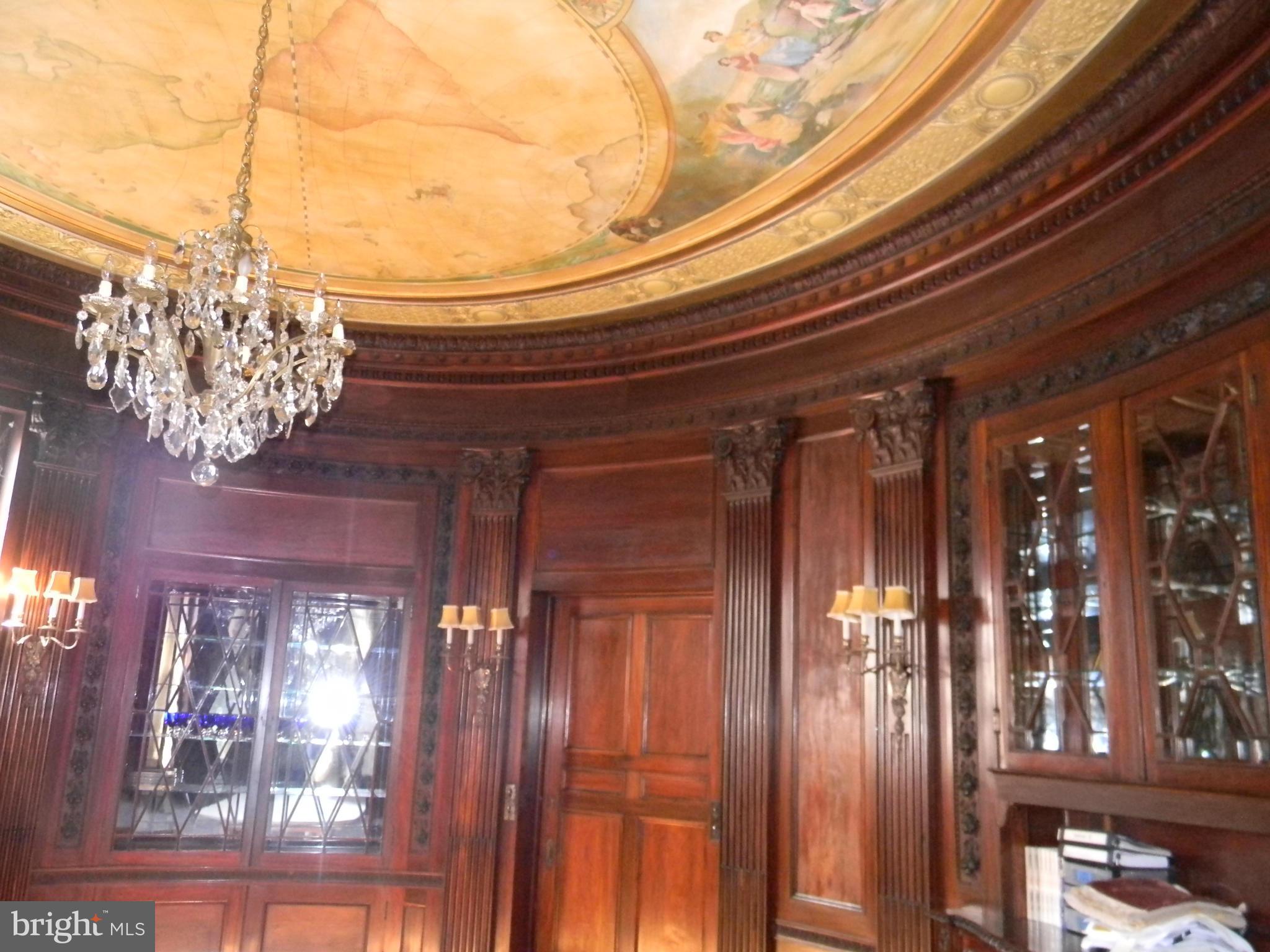 MOUNT VERNON PLACE HISTORIC DISTRICT - Commercial Sale