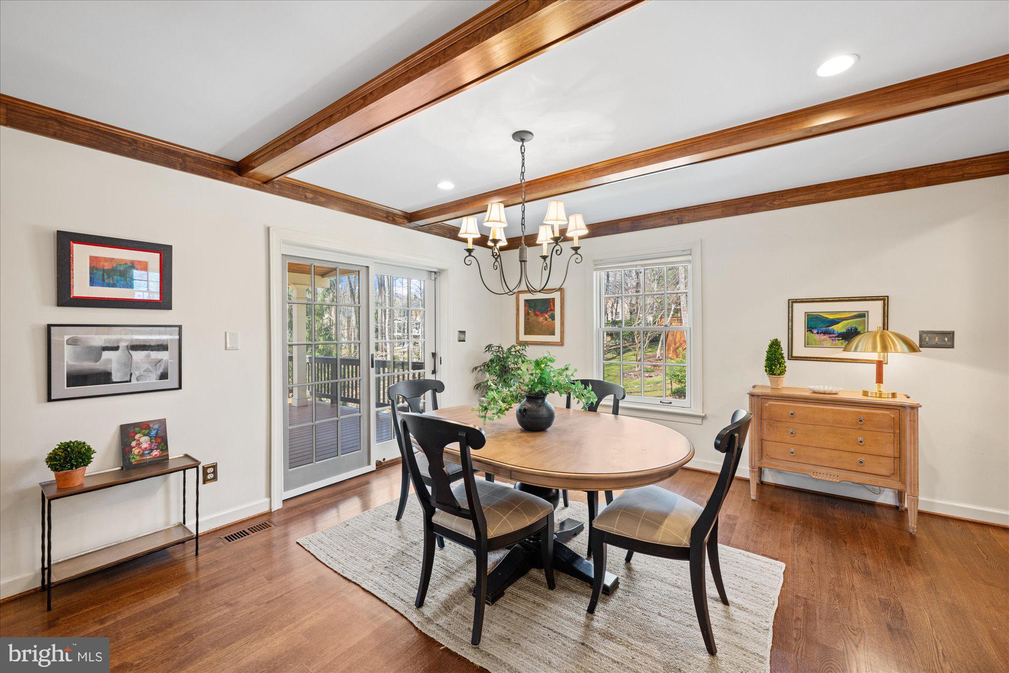 RIVER FALLS - Residential