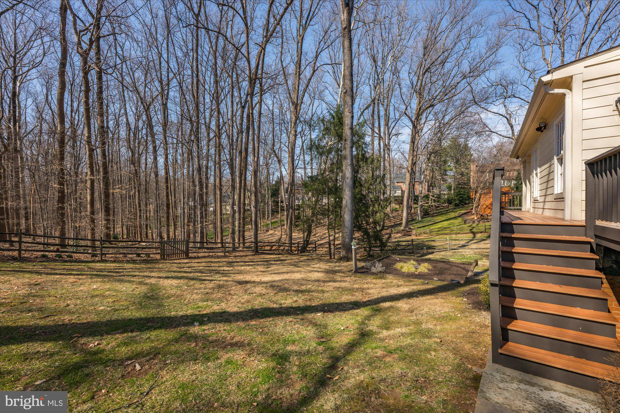 RIVER FALLS - Residential