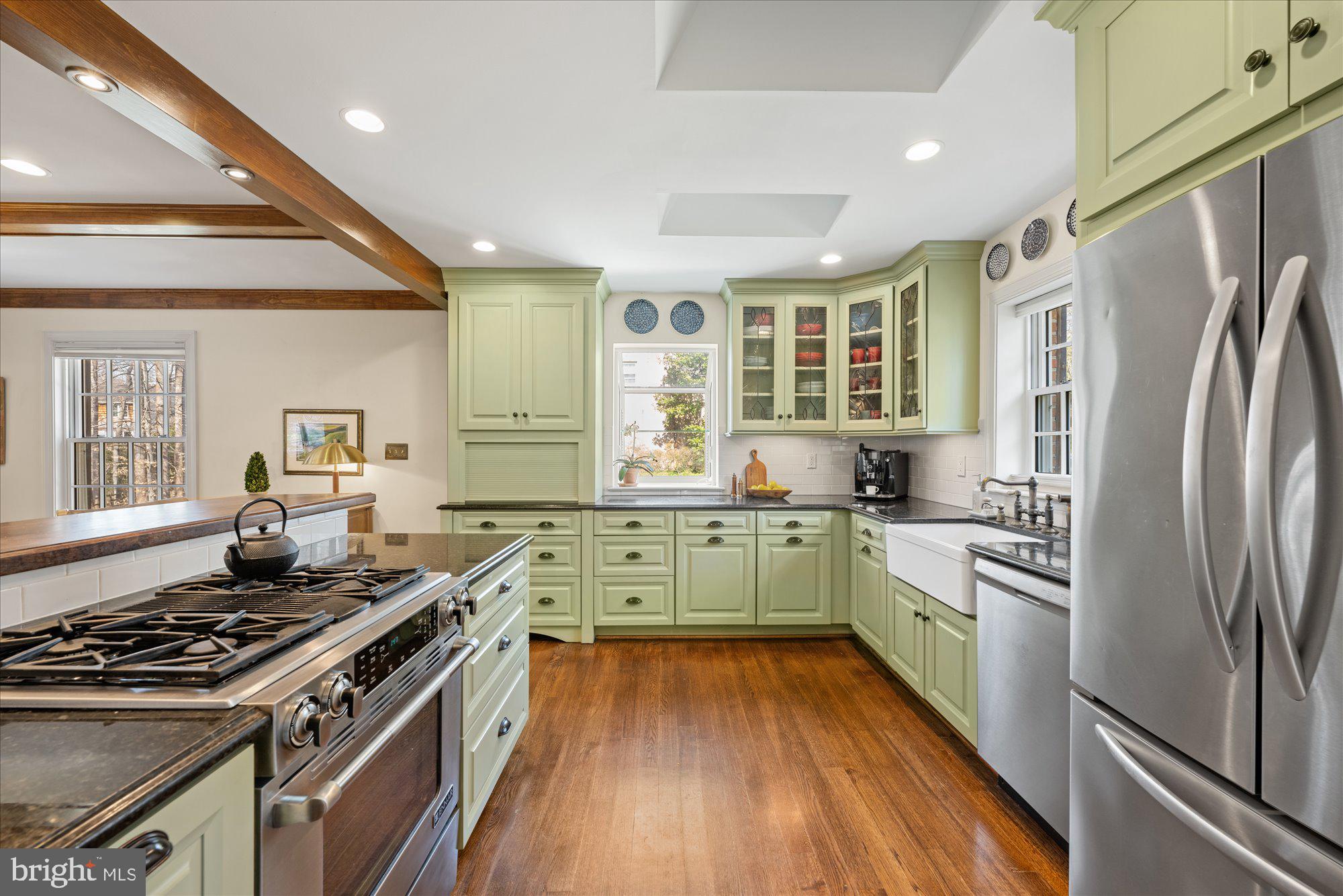 RIVER FALLS - Residential