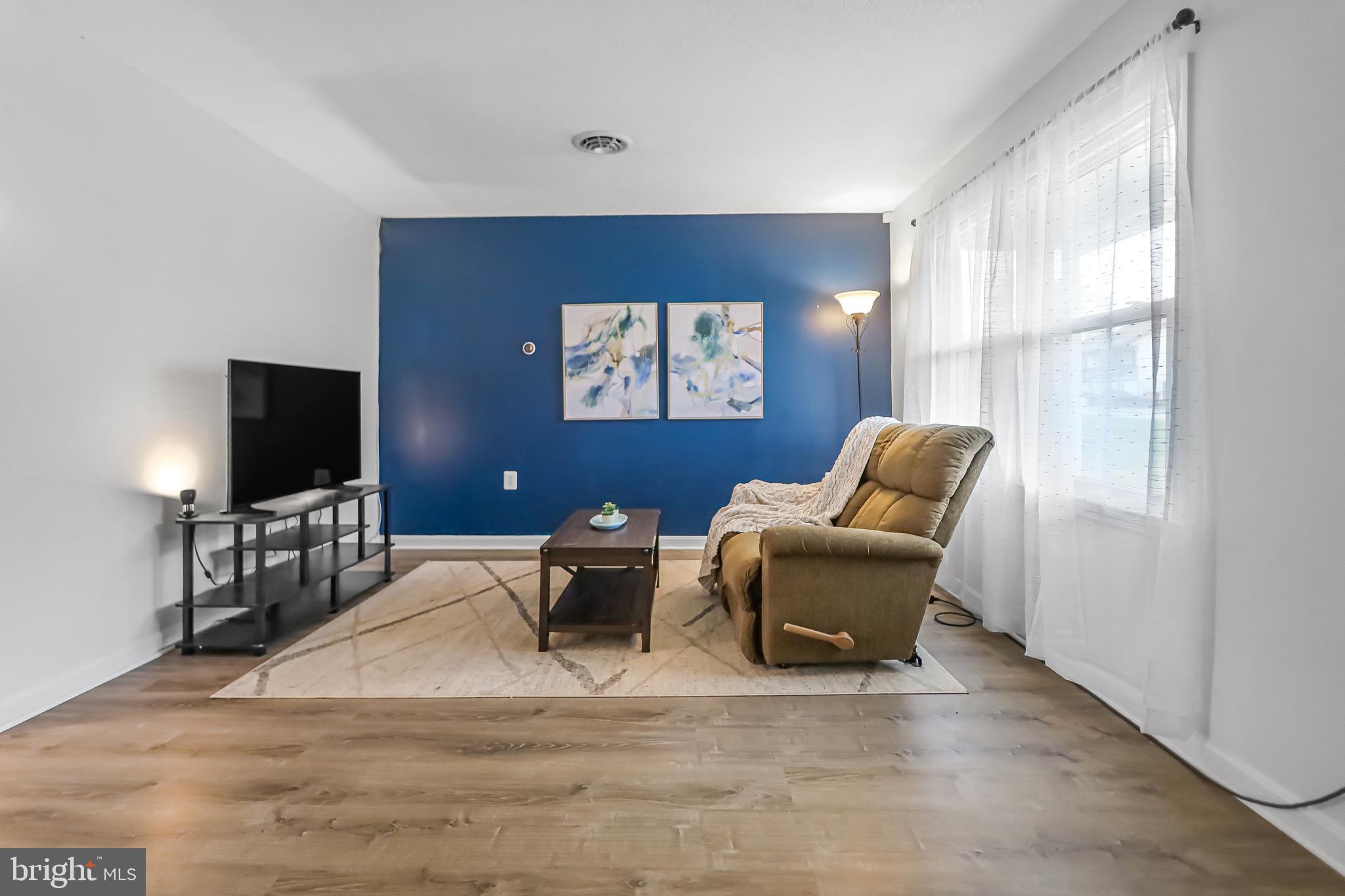 PATRICK HENRY ESTATES - Residential