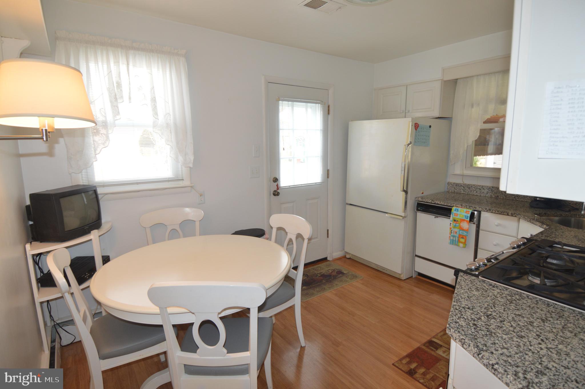 HARWOOD MANOR - Residential