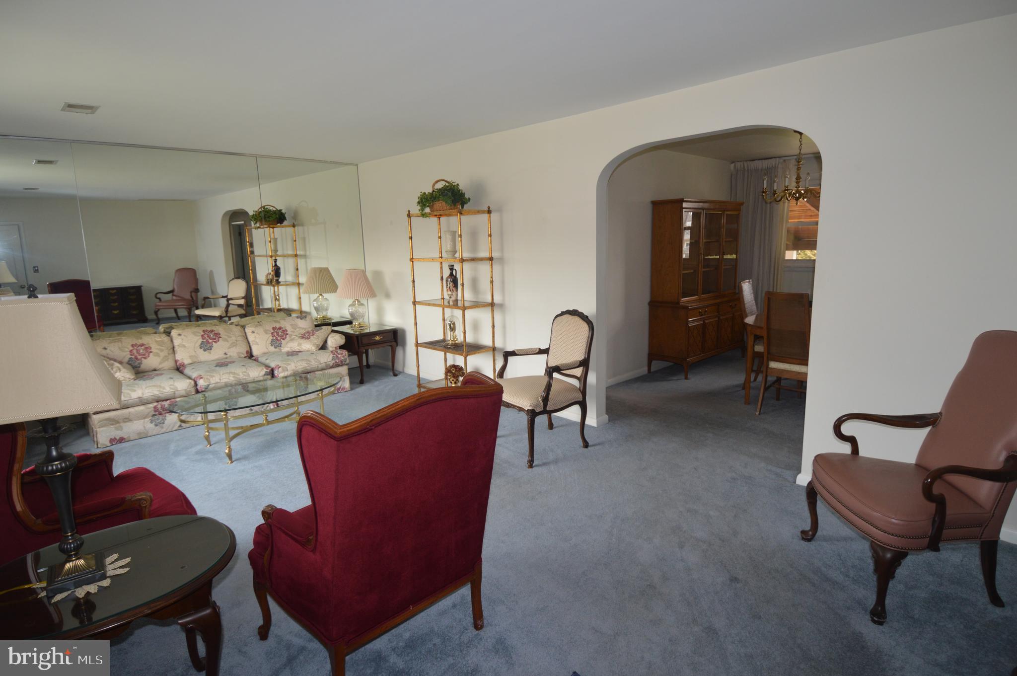 HARWOOD MANOR - Residential