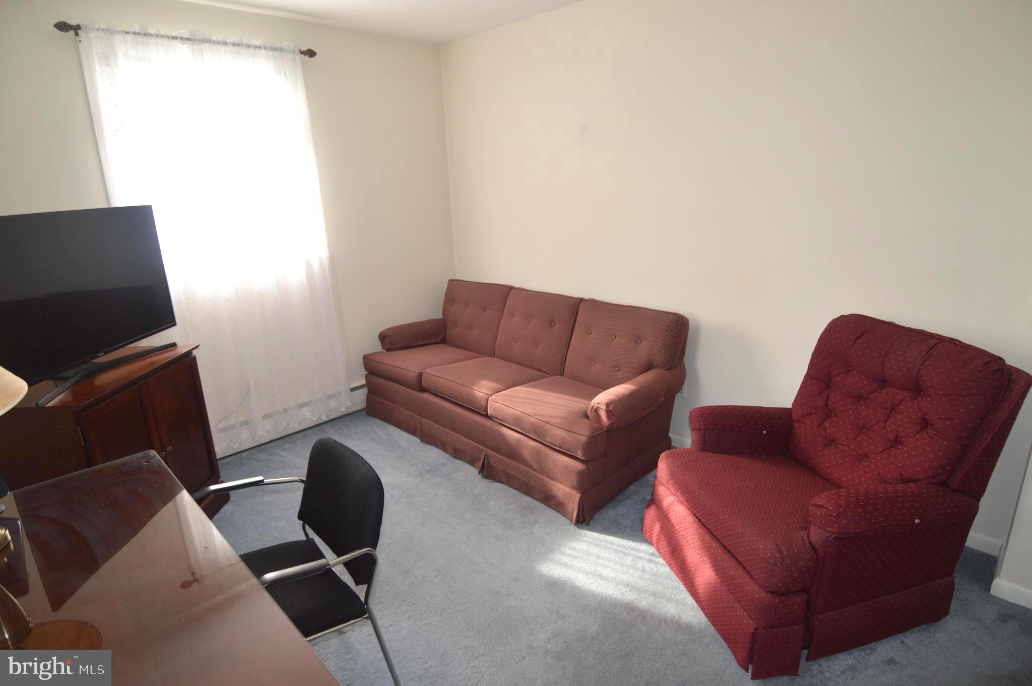 HARWOOD MANOR - Residential