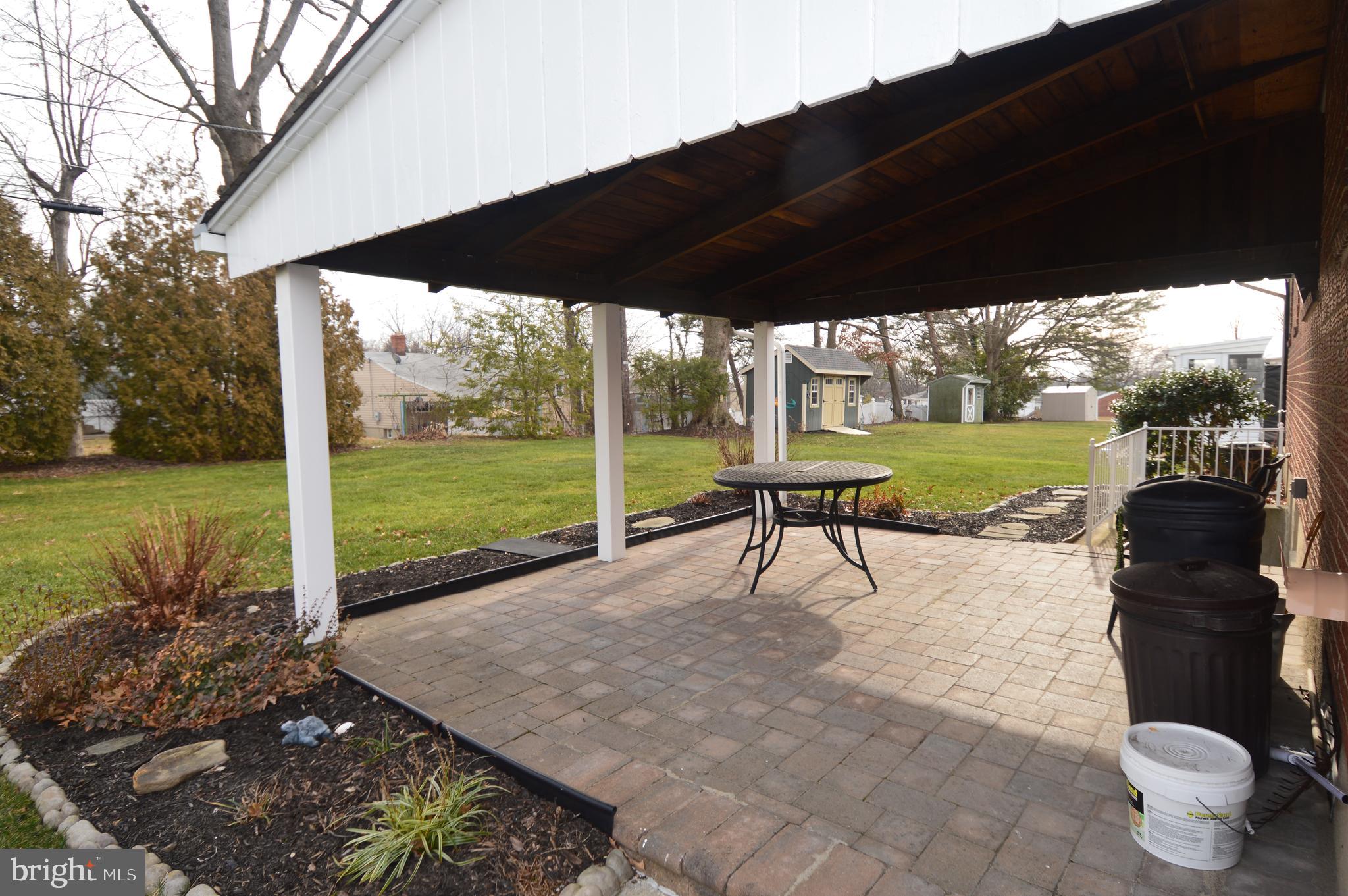 HARWOOD MANOR - Residential