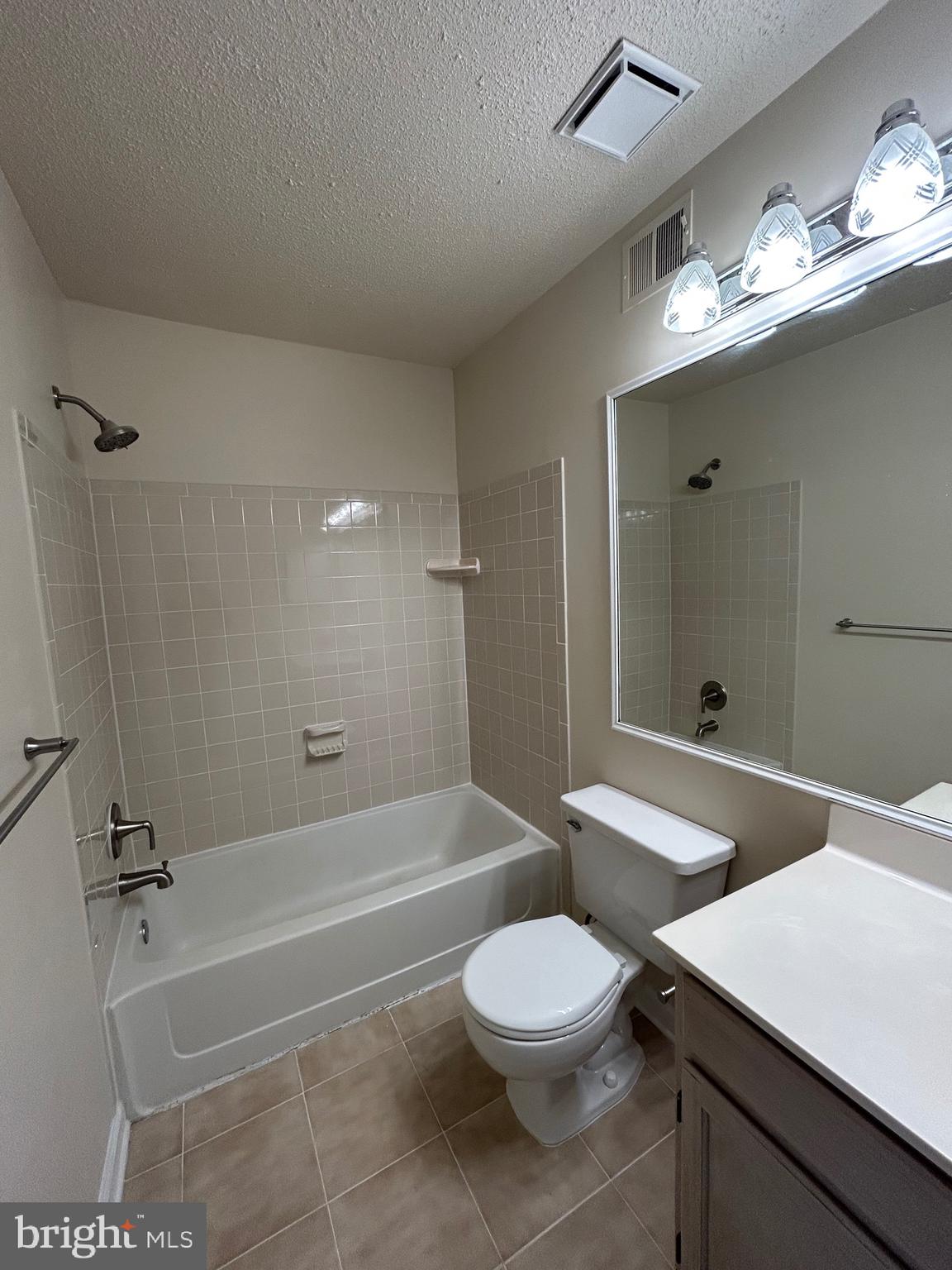 PENDERBROOK - Residential