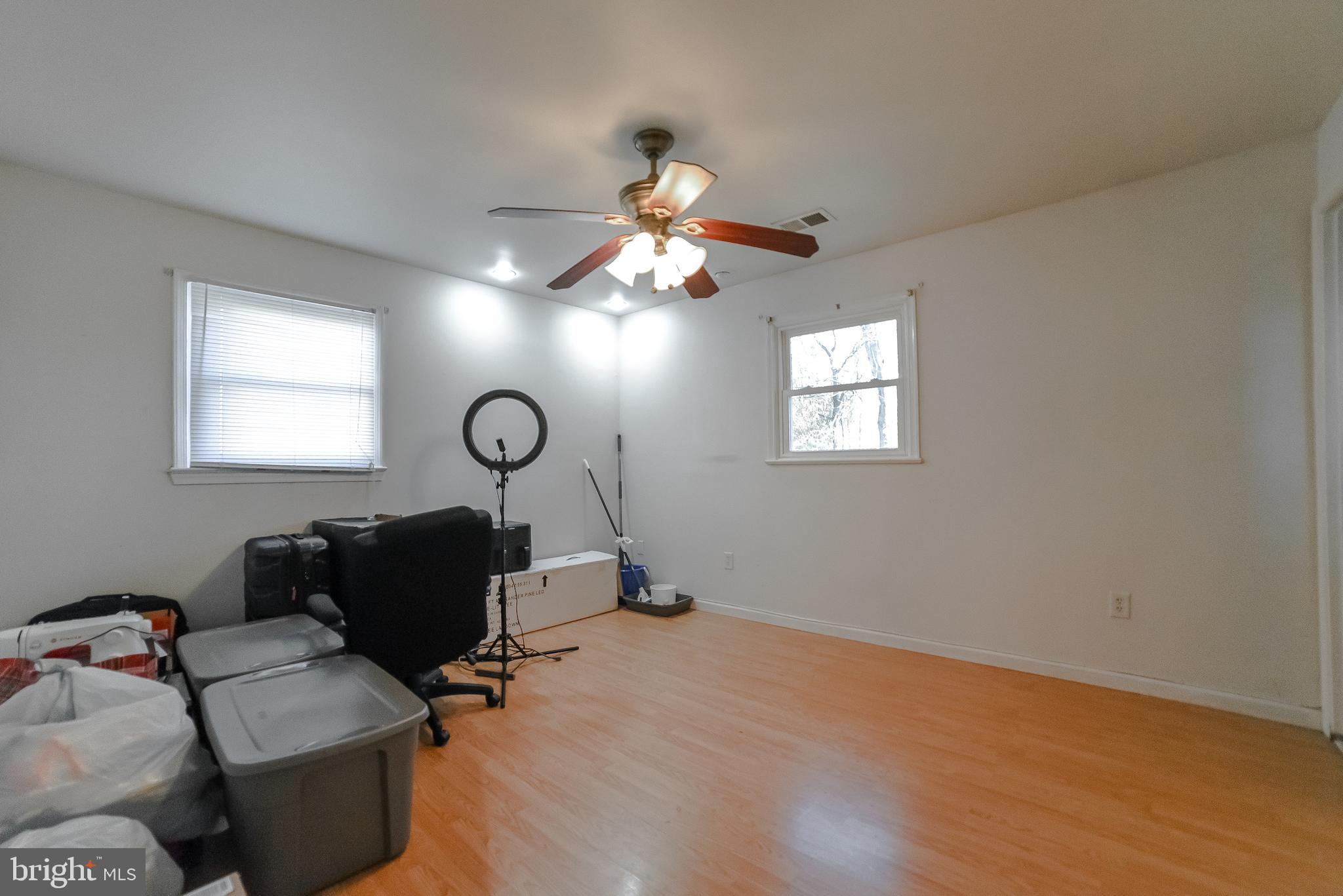 FOX RUN - Residential