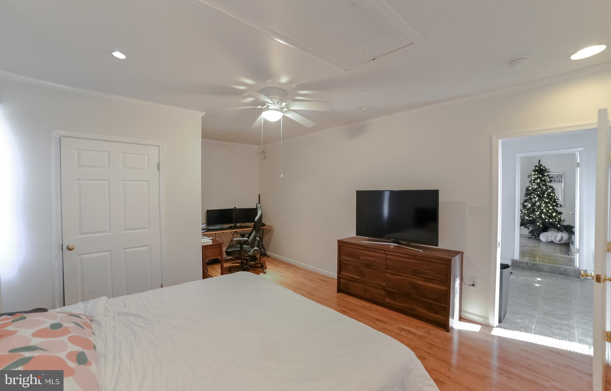 FOX RUN - Residential