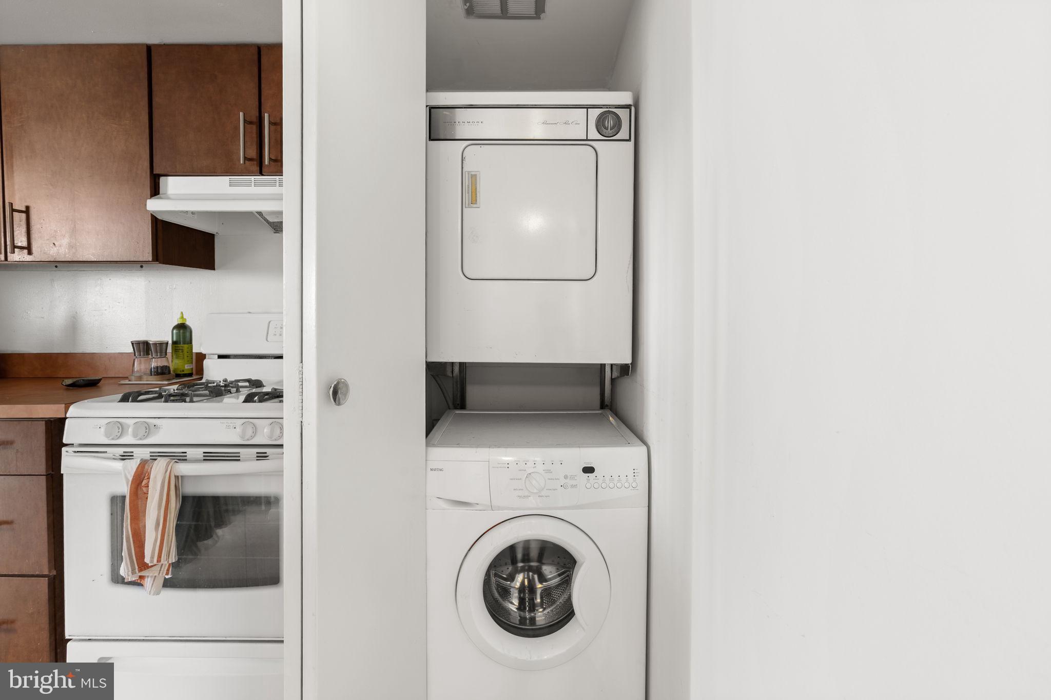 WASHINGTON SQ WEST - Residential