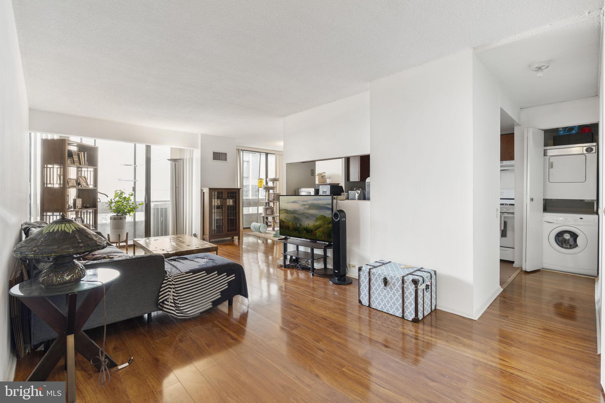 1326 SPRUCE STREET 42 2308