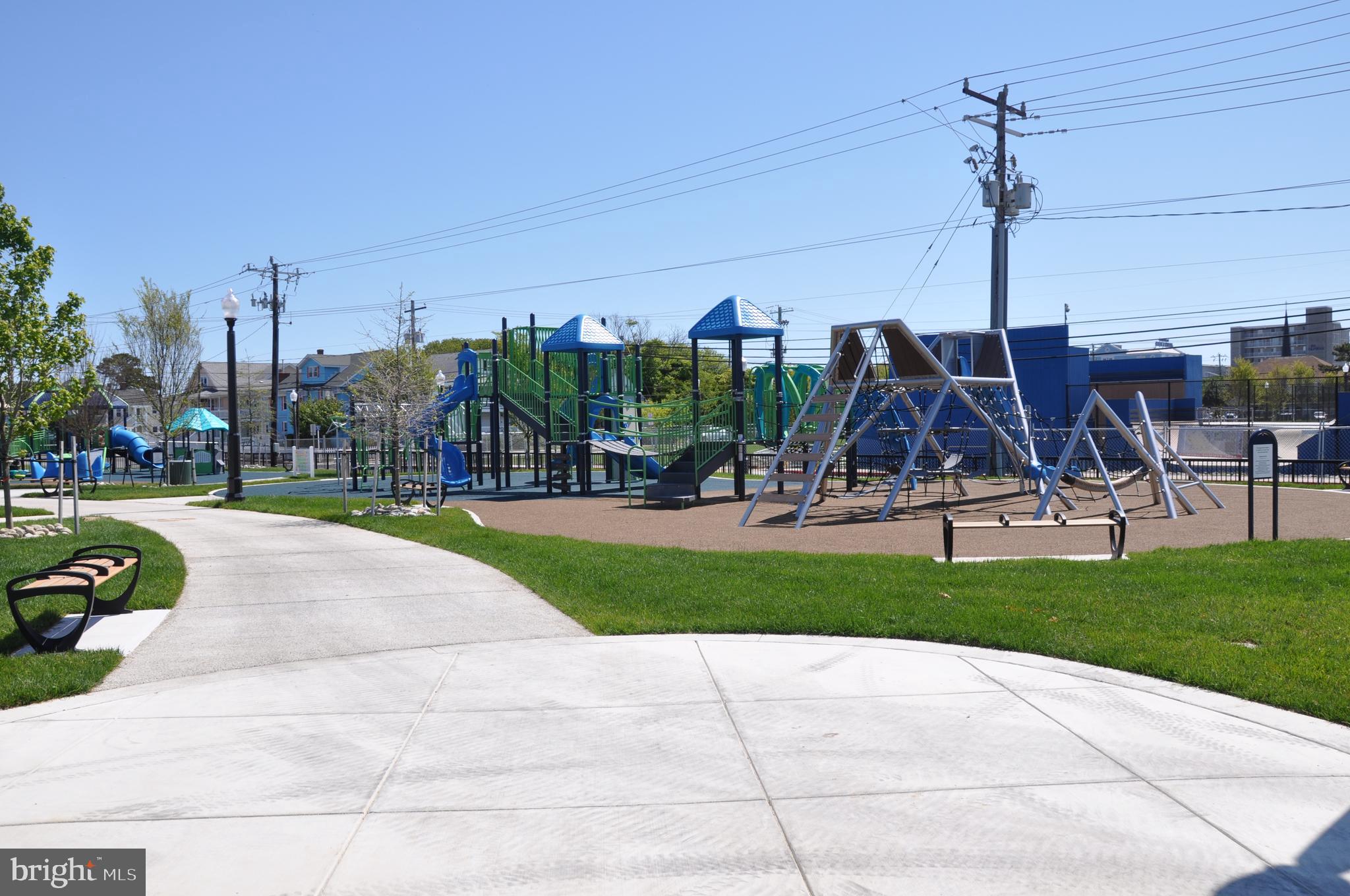 DOWNTOWN OC - Residential