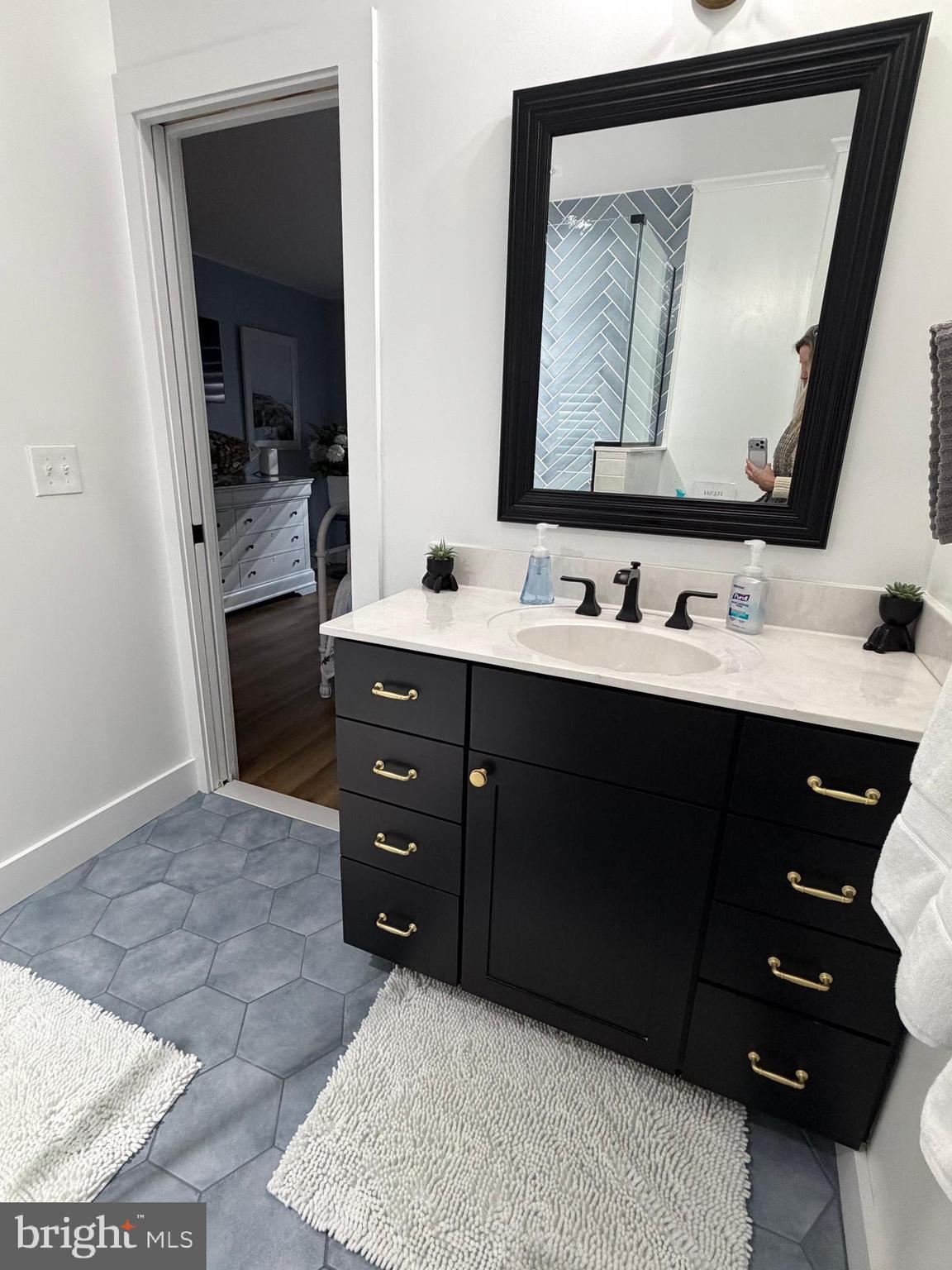 DOWNTOWN OC - Residential