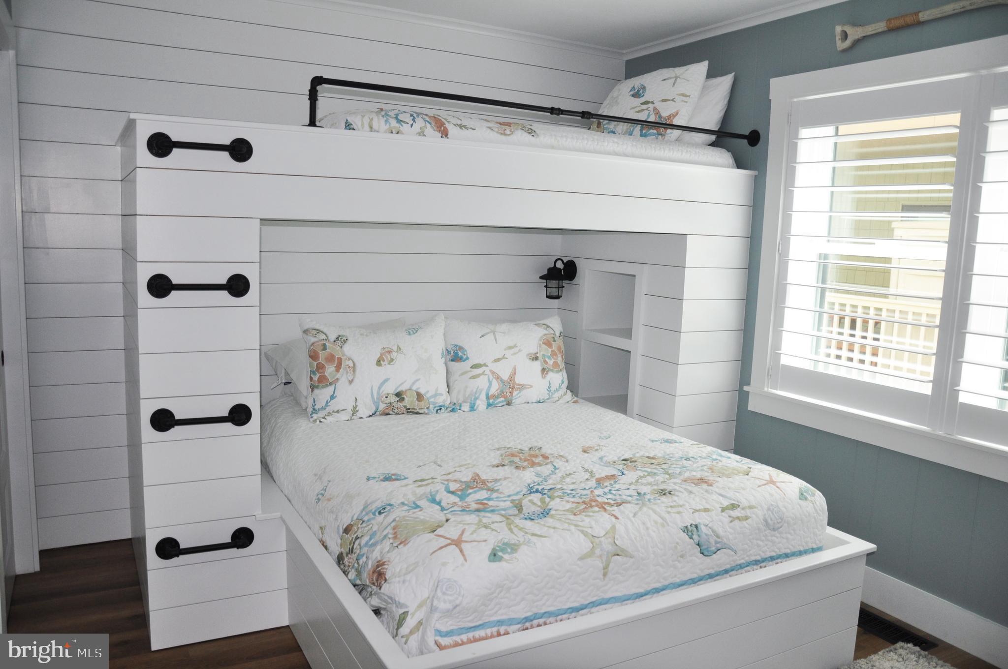 DOWNTOWN OC - Residential