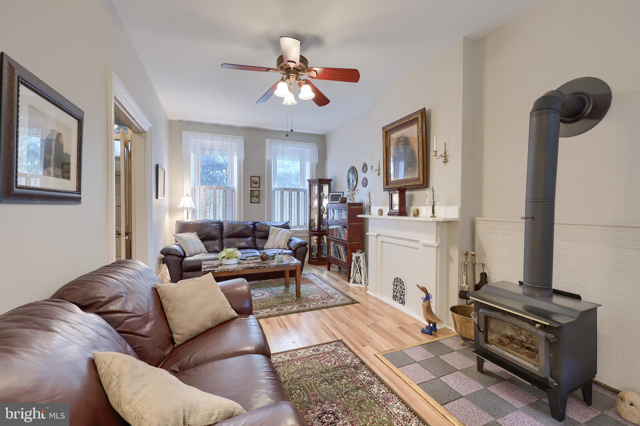 753 LOCUST STREET