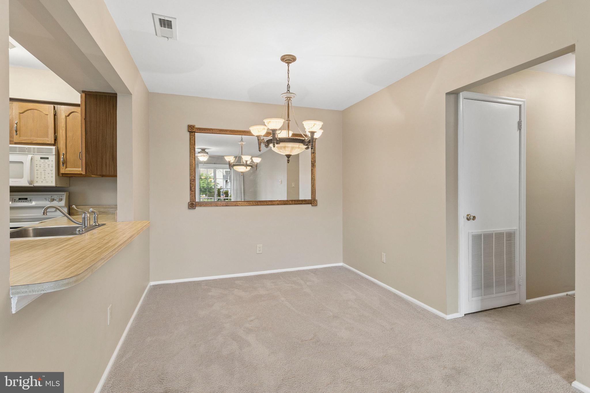 1017 SCOTSWOOD COURT B